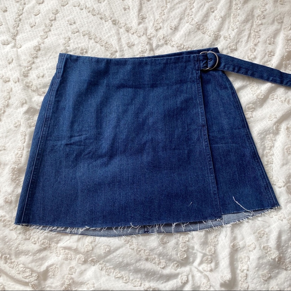 Madewell || Denim Raw Hem Mini Wrap Skirt